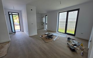 Apartament cu 3 Camere, 2 Bai, 100mp Curte Proprie,  Boxa 40 mp - Poză 3