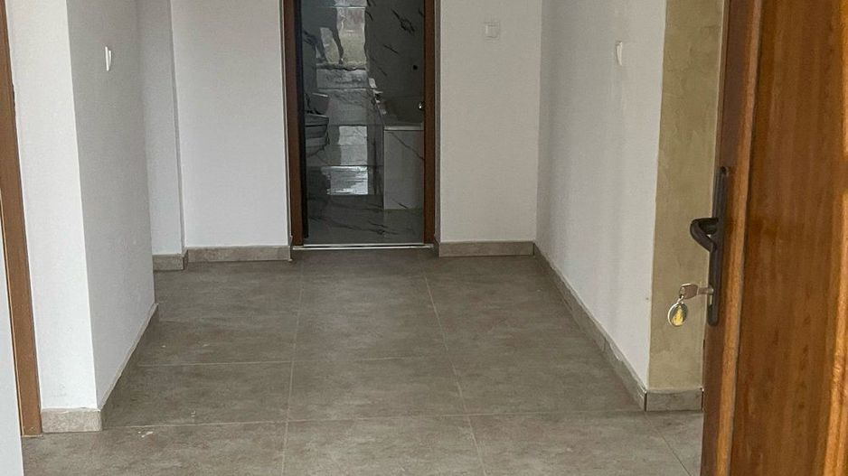 Vand casă in Lazuri - Poză 4