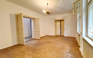 Casă / Vilă cu 6 camere de vânzare în zona Elisabetin - Poză 21
