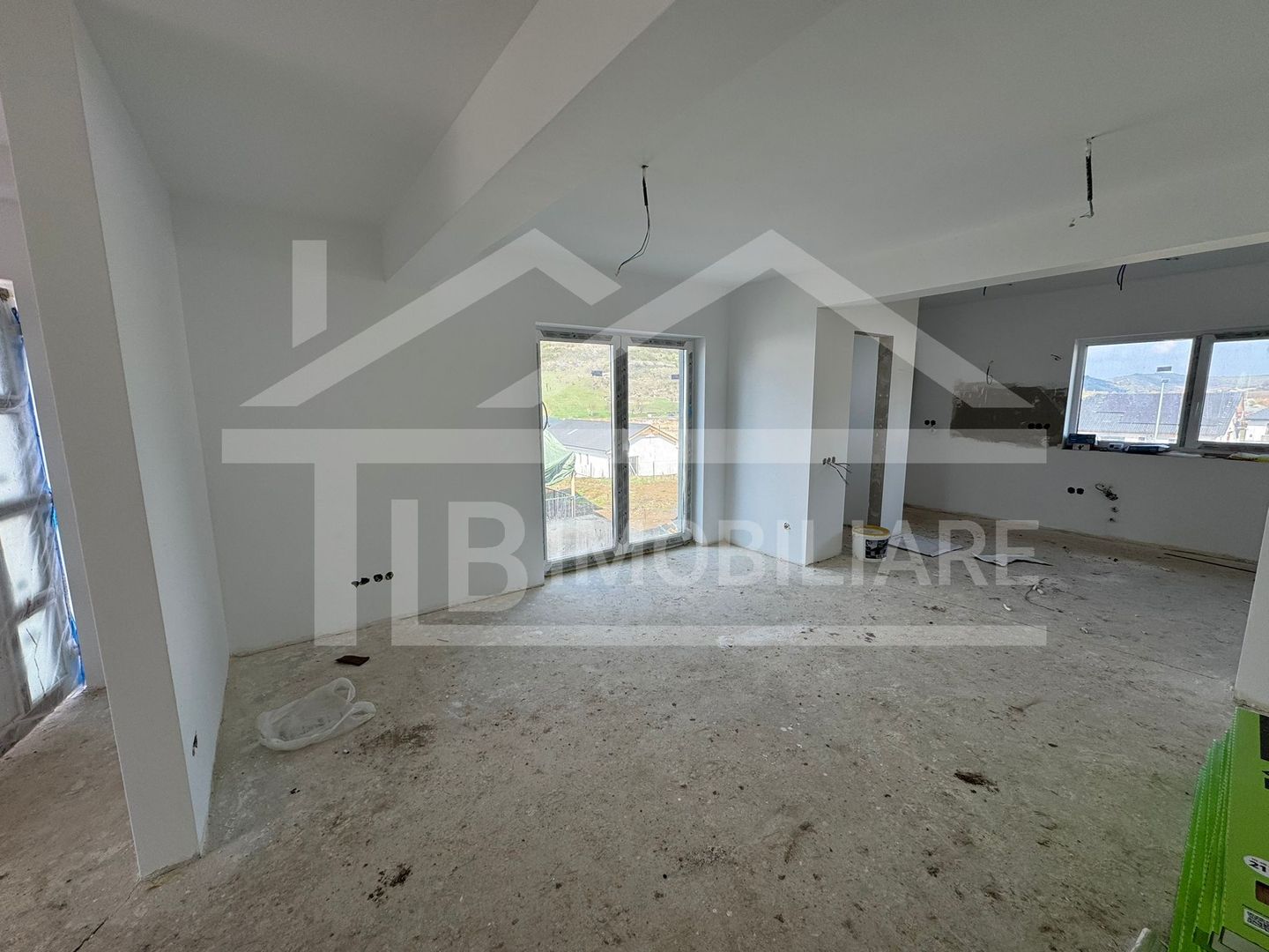 Casa cu 3 camere, 82mp, parcare, Zona Livezeni - Poză 3