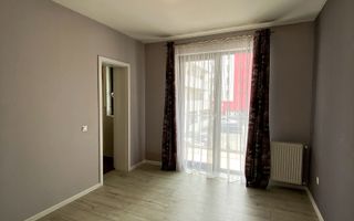 Apartament 4 camere decomandate , 2 bai, 2 balcoane,  90mpu, Sibiu - Poză 9