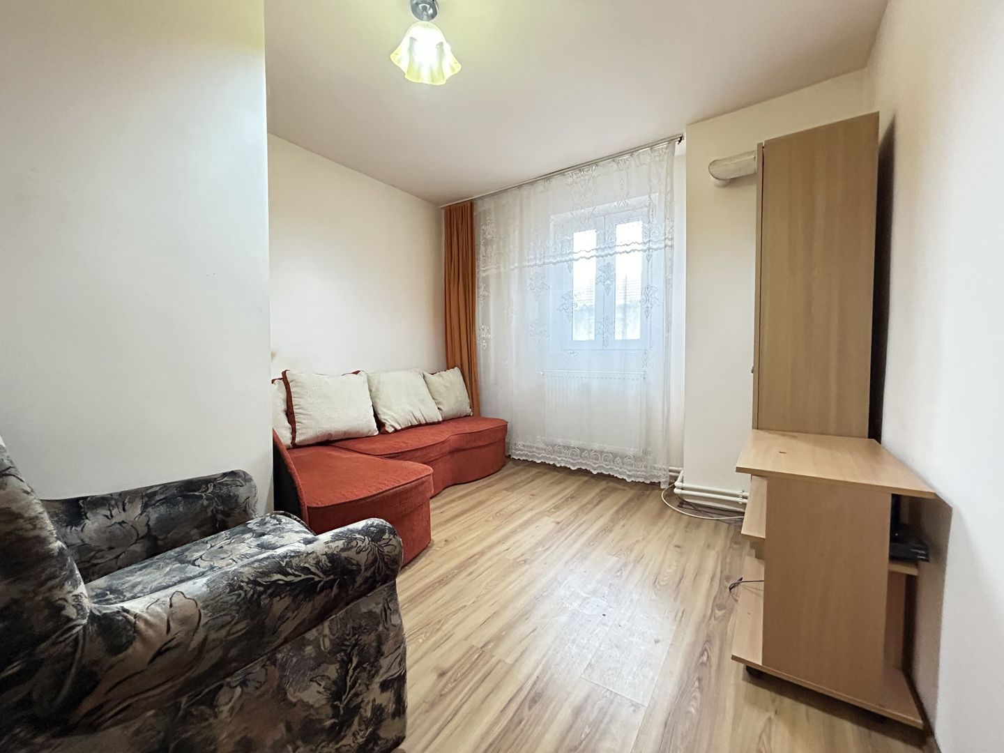 Casa P+1 ideala pentru 2 familii sau pentru inchiriere – zona centrala - Poză 9