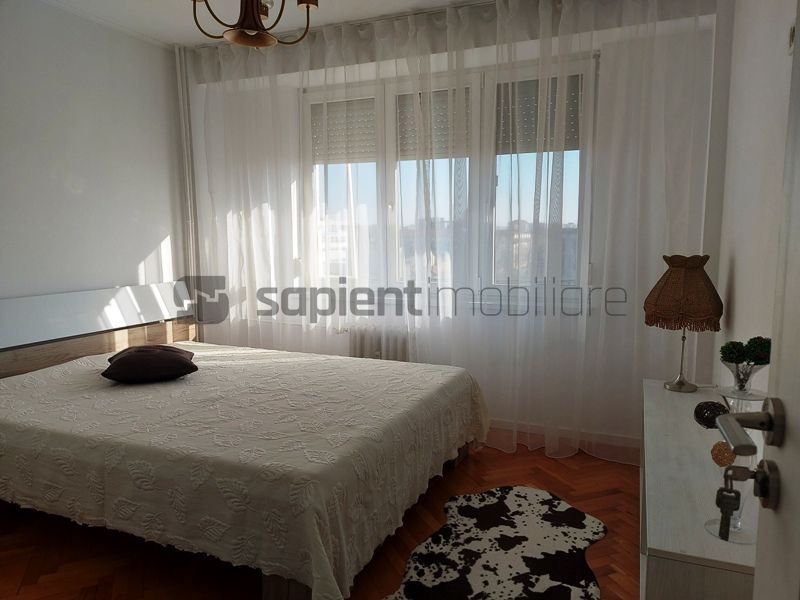 Apartament cu 2 camere B-dul Cantemir - Poză 3