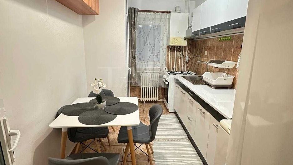 3 camere decomandat, Mănăștur – zonă excelentă, gata de mutare. - Poză 2