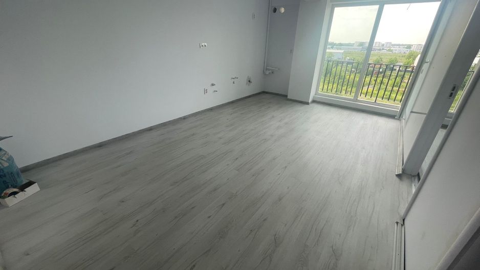 Apartament nou de vânzare Otopeni – 2 camere, balcon, parcare inclusă - Poză 4