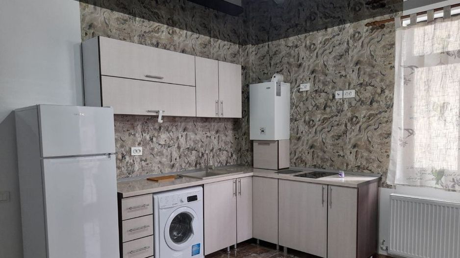 Vind 2 apartamente mamaia nord - Poză 2