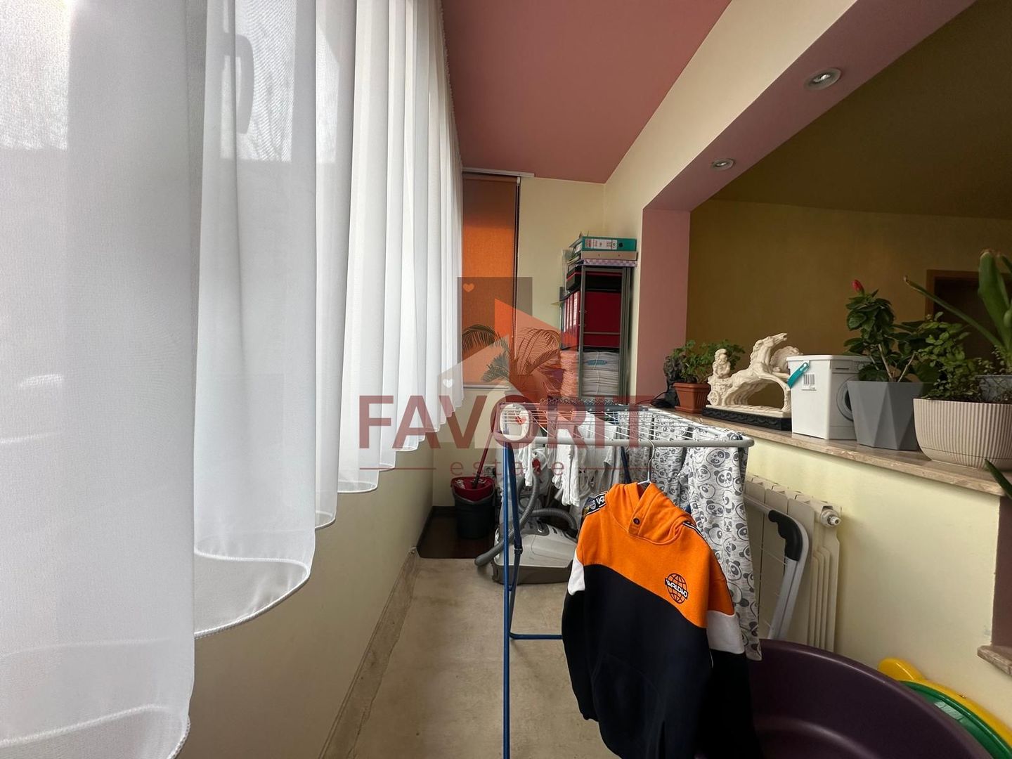 3 camere | centrala proprie | boxa | mobilat si utilat | zona excelenta | - Poză 13