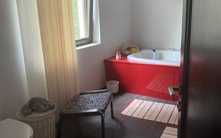 Vilă individuală de închiriat | P+1+M | 200 mp utili | 2 minute metrou - Poză 9