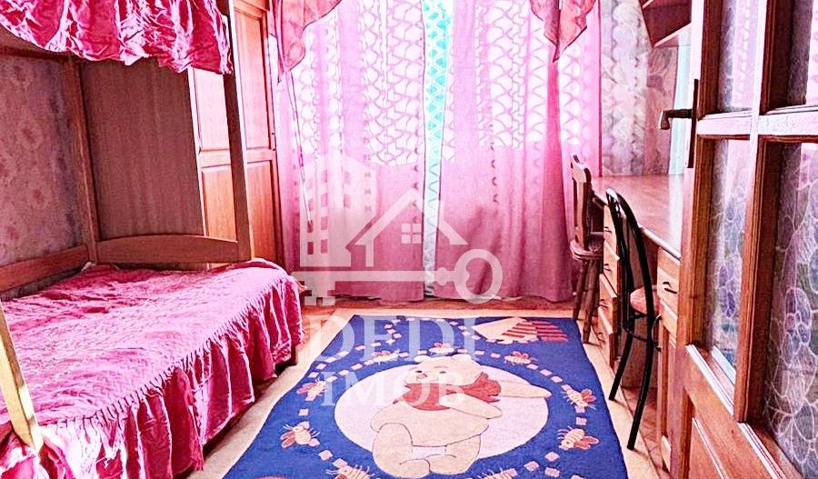 Apartament cu 3 camere de inchiriat zona Nufarul, Oradea - Poză 4