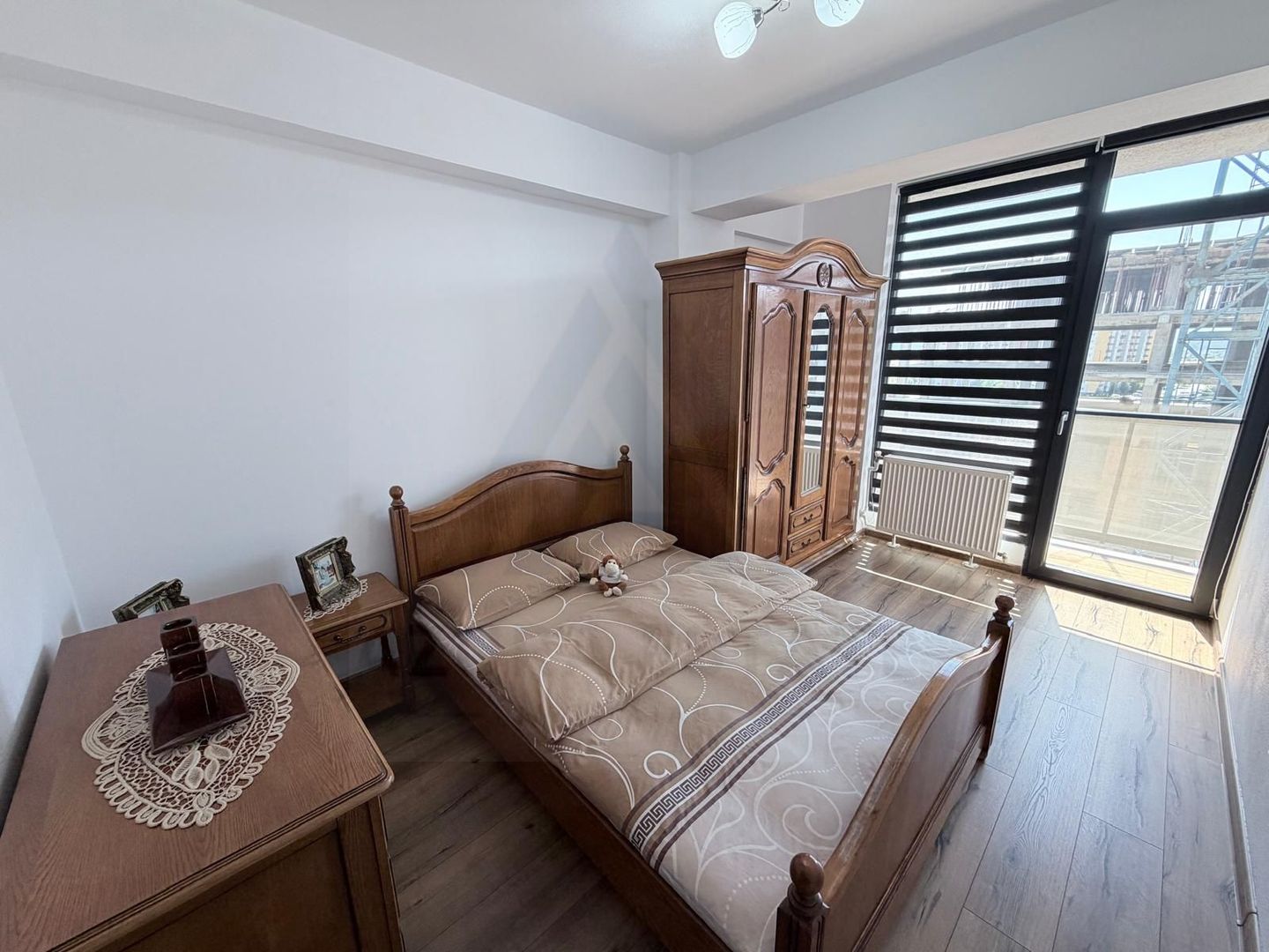 Apartament modern 80 mp  3 camere 2 balcoane  zona Doamna Stanca - Poză 8
