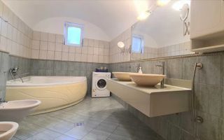 Apartament de vanzare cu 3 camere in Gruia - Poză 6