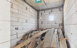 Vilă la roșu cu 4 dormitoare în Fântânele - Poză 8