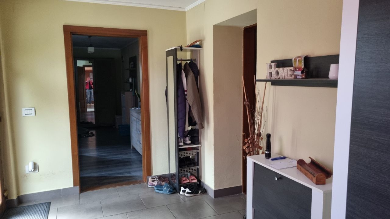 Casă cu 3 camere, anexă și teren de 901 mp – Pecica, zonă centrală - Poză 10
