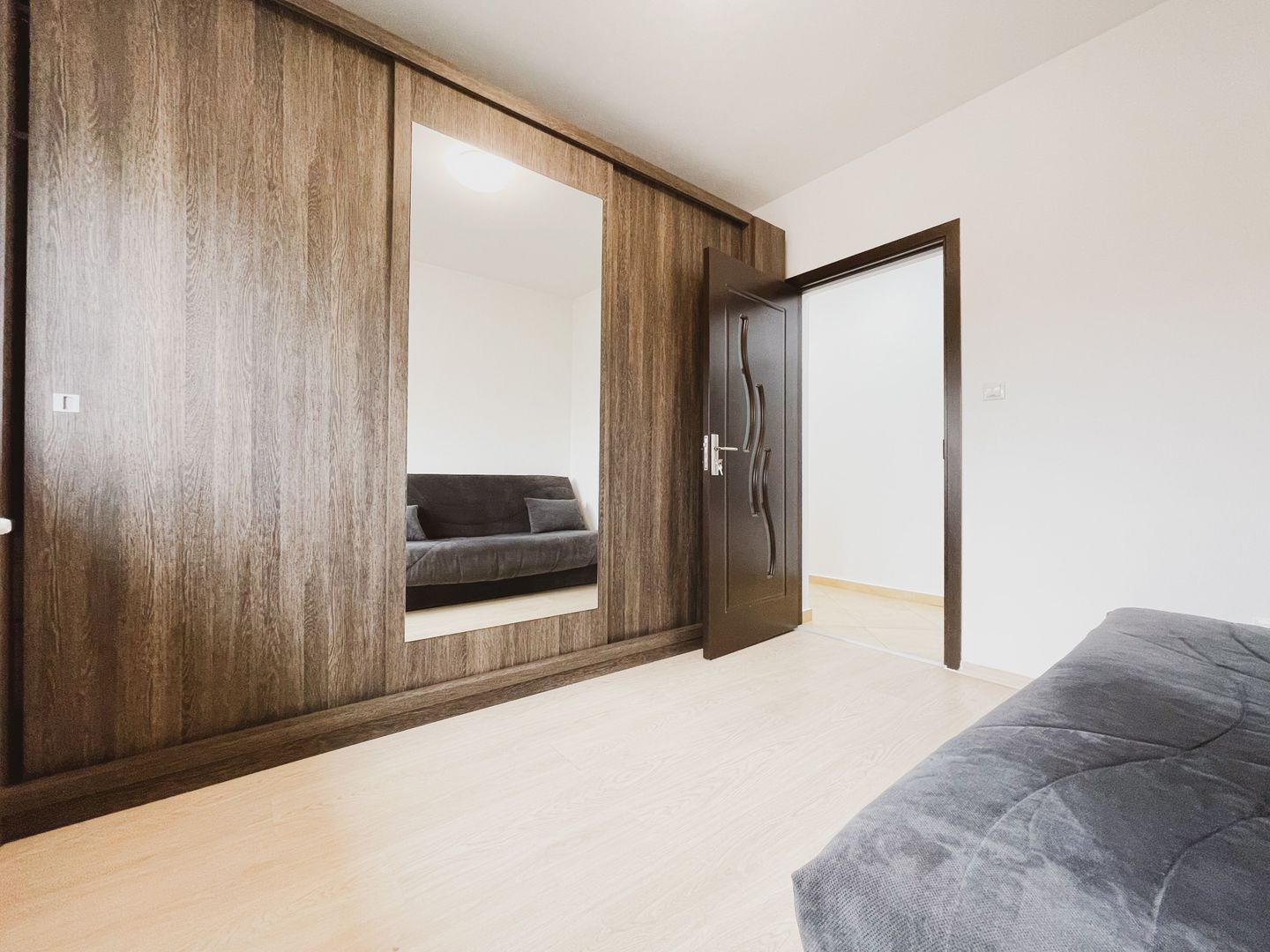 VANDUT - Apartament 2.5 camere | Mobilat & Utilat | Com 0% - Poză 32