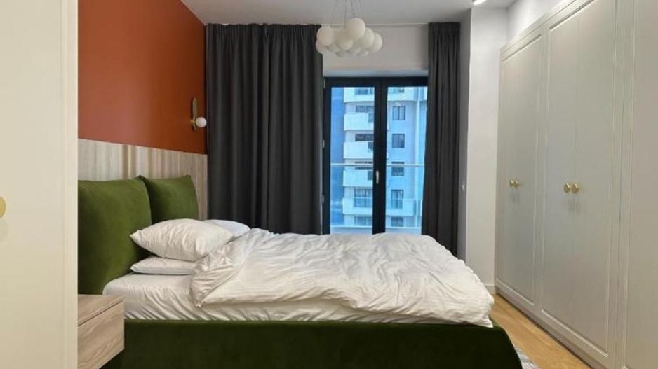 Apartament spațios, 3 camere (140 mp), complet mobilat și utilat - Poză 6