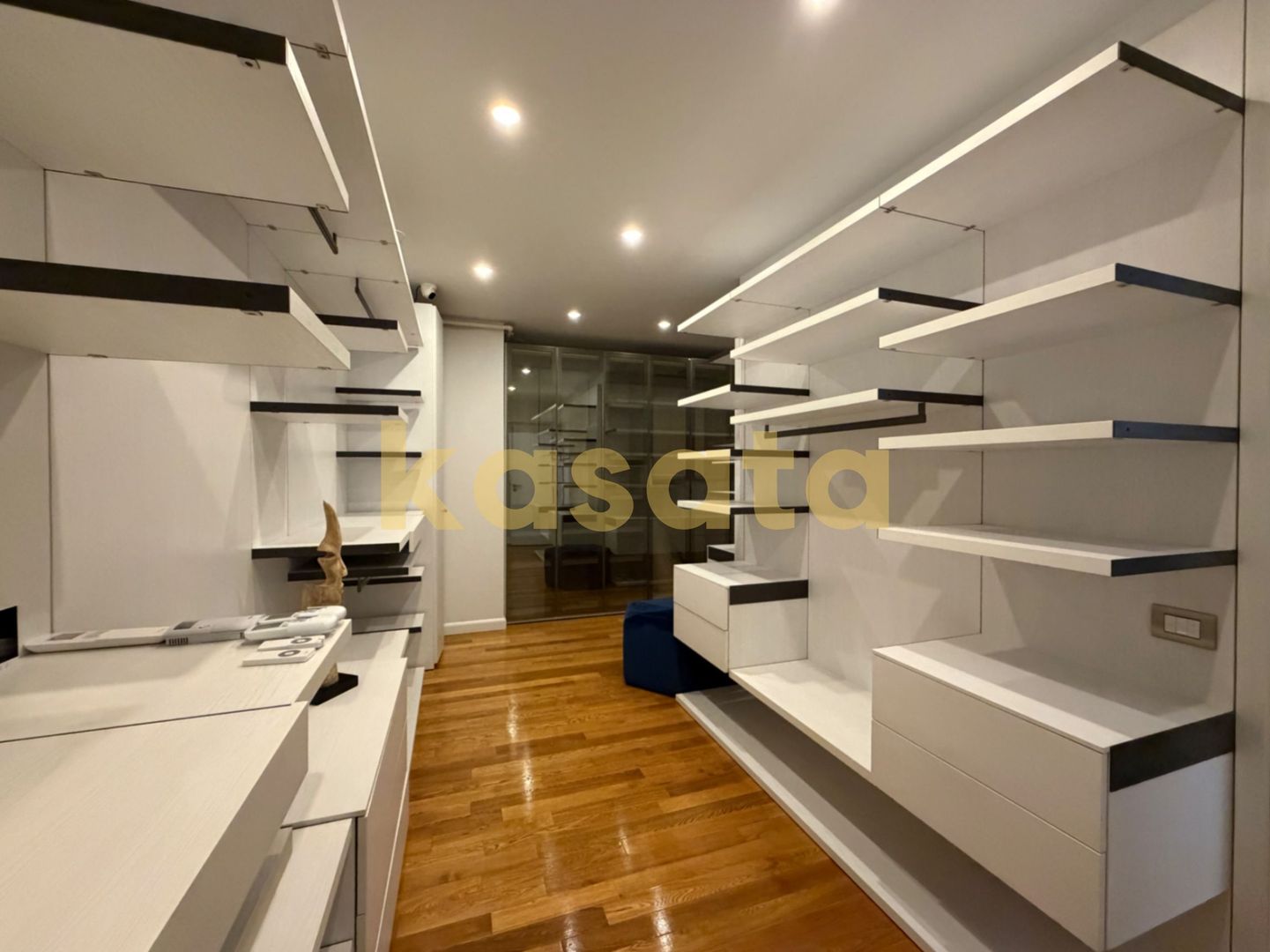 Apartament 4 camere | Premium | Upground | Panoramic Lake & City Views - Poză 27