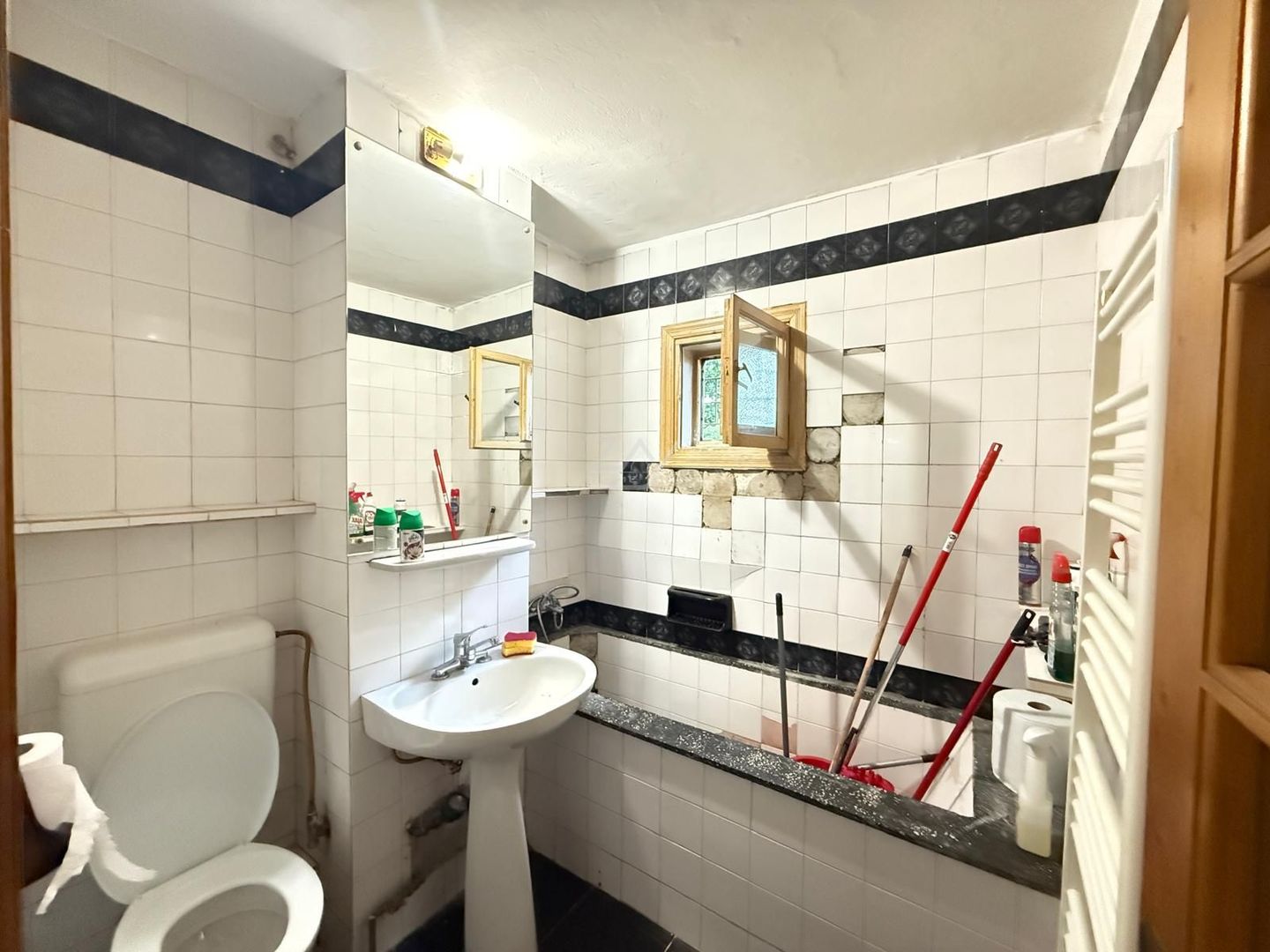 Decomandat. Centrala proprie. 2 Balcoane - Poză 11