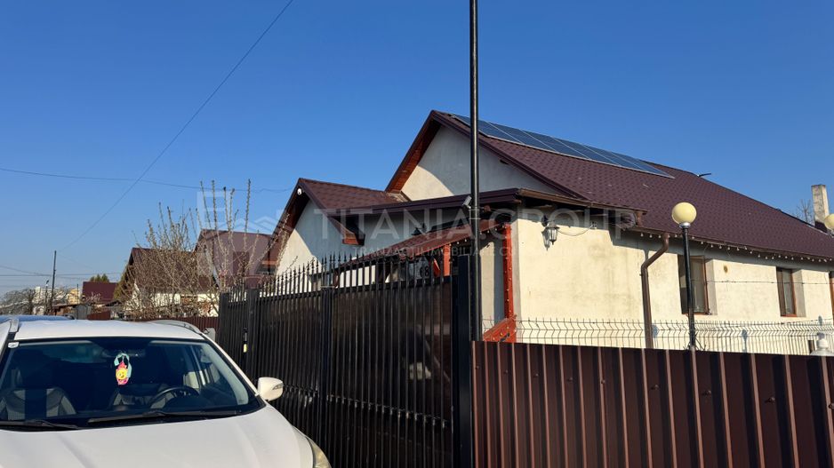 Se vinde “acasa”, 4 camere decomandate, panouri+baterii, teren 397mp,m - Poză 8