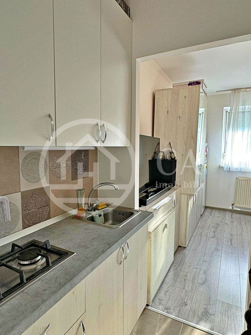 Garsoniera de vânzare în zona Rogerius, Oradea - Poză 4