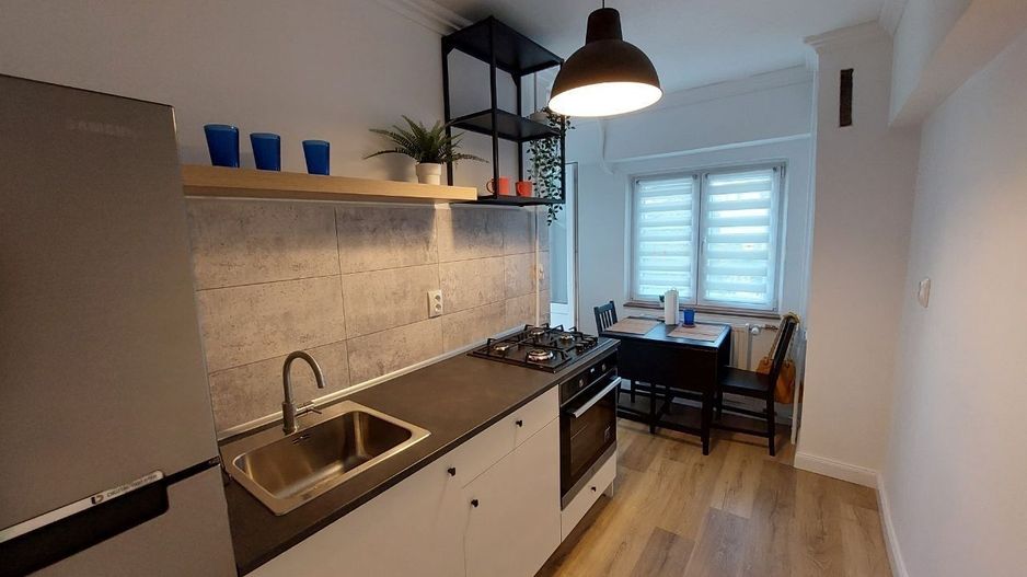 APARTAMENT  CENTRAL PIATA VICTORIEI - Poză 2