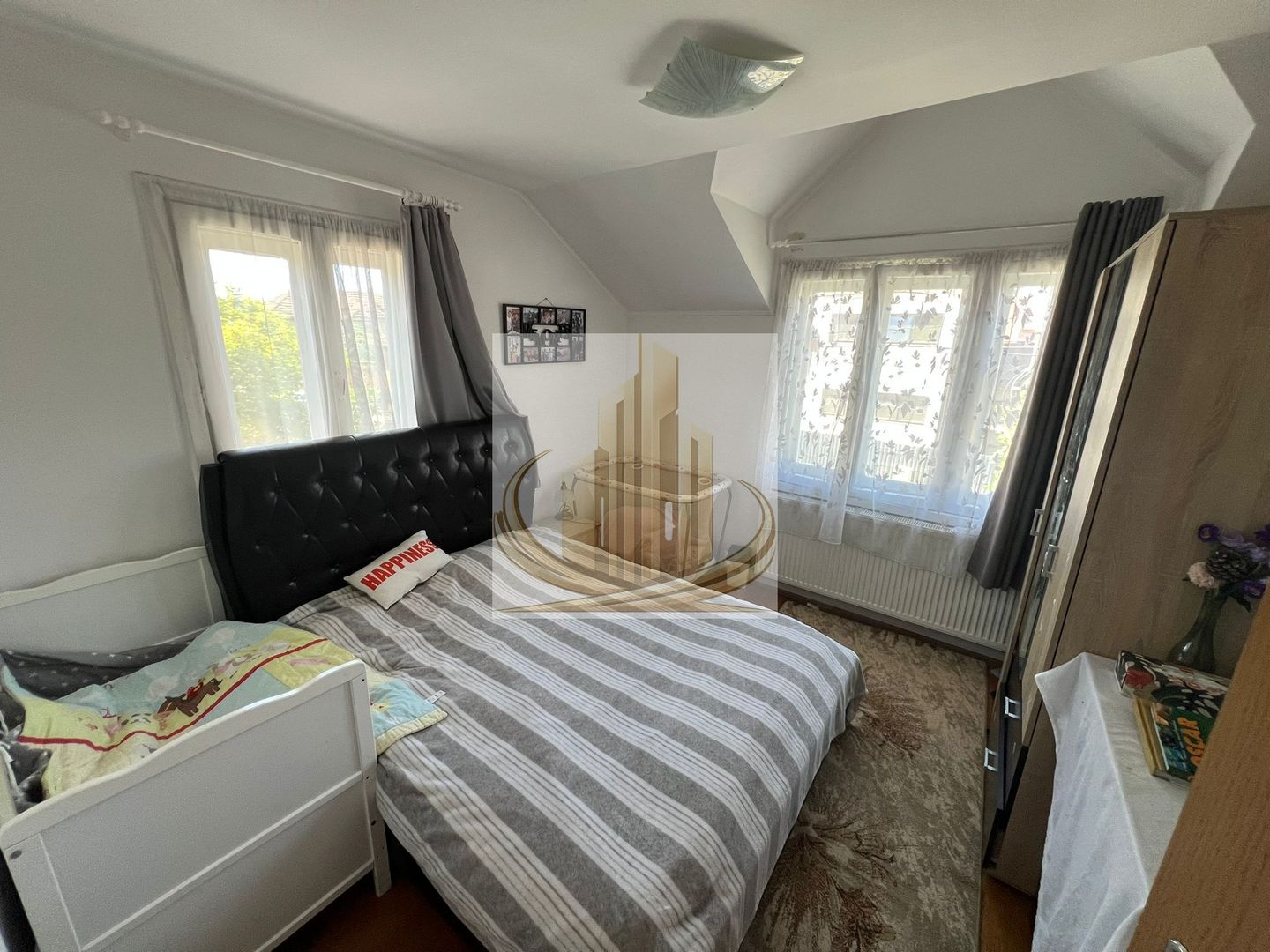 Casă spațioasă cu 2 apartamente, acces din 2 străzi – zona Lipovei - Poză 10