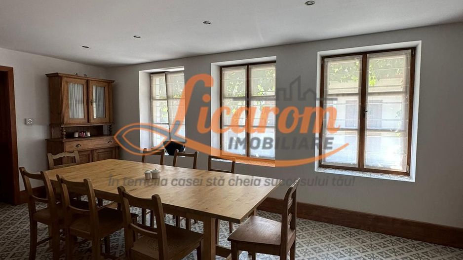 Casa saseasca CRISTIAN,amenajata LUX,pt turism,piscina,curte - Poză 26