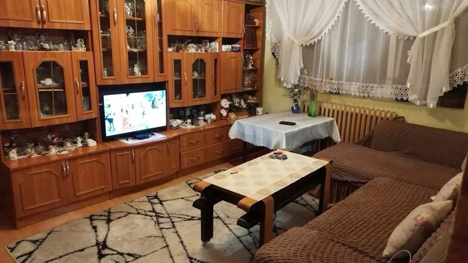 BRASADAS vinde apartament 3 cam PARTER piata Hermes. - Poză 3