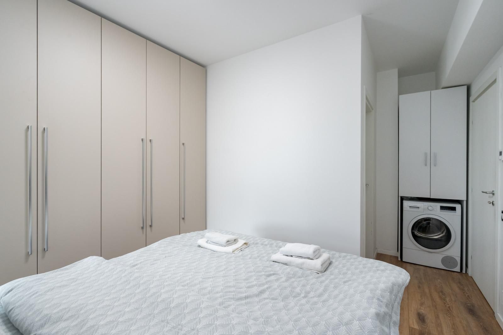 Short-term rent: 3 rooms apartment | Northside Park | Sector 1 - Poză 15