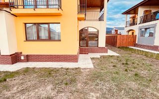Apartament Spațios Curte Proprie Cristian - Poză 4