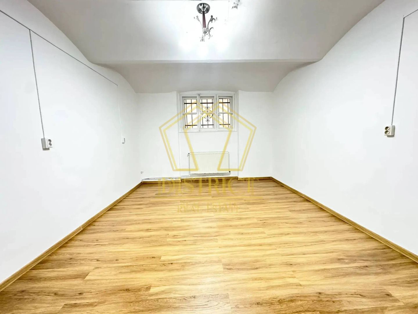 Spatiu comercial renovat, cu VAD | Central | P-ta Maria - Poză 2