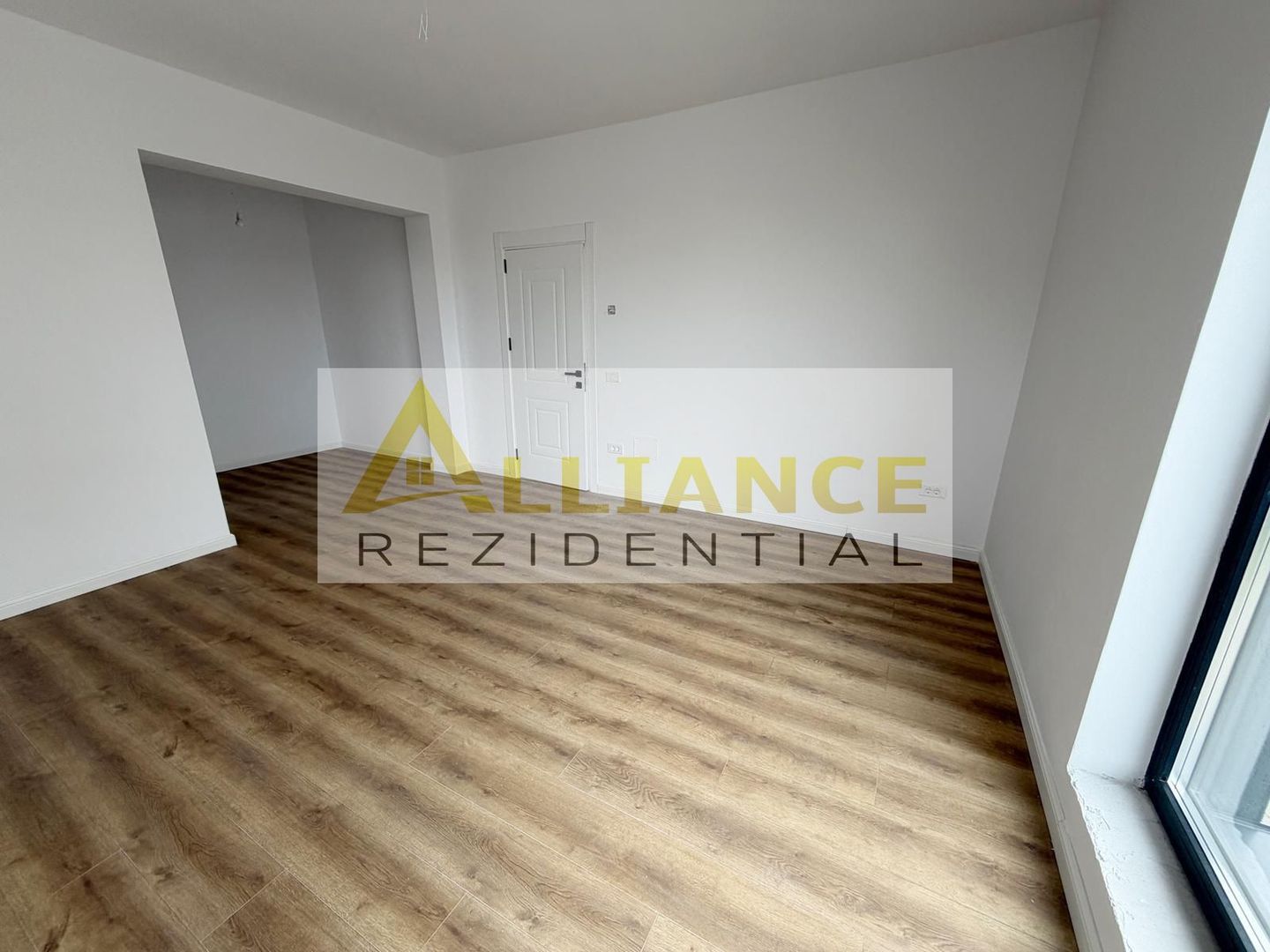Casa individuala ~ 4 camere ~ 2 bai ~ 130mp utili + teren 470mp - Poză 3