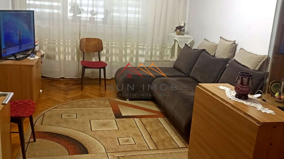 Apartament 3 camere - parter, Piața centrală - Câmpina - 69500 EURO - Poză 2