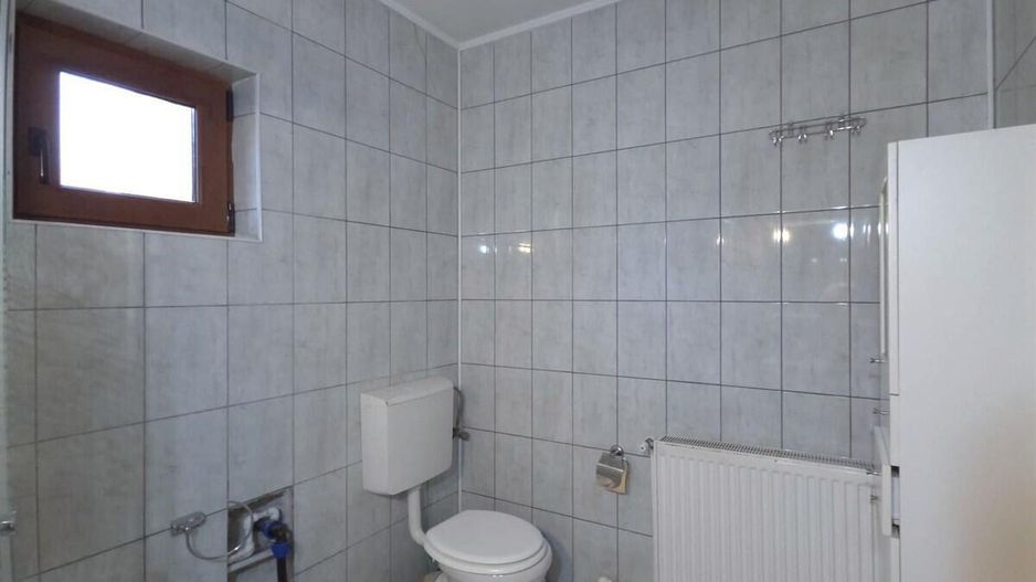 Castelu - Str. Florilor, casa din 2012, teren 737 mp si 106 mp utili - Poză 26