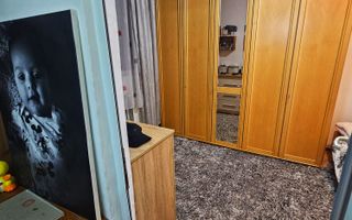 Apartament 2 camere – Central / Urlați – Etaj 2, balcon închis - Poză 2