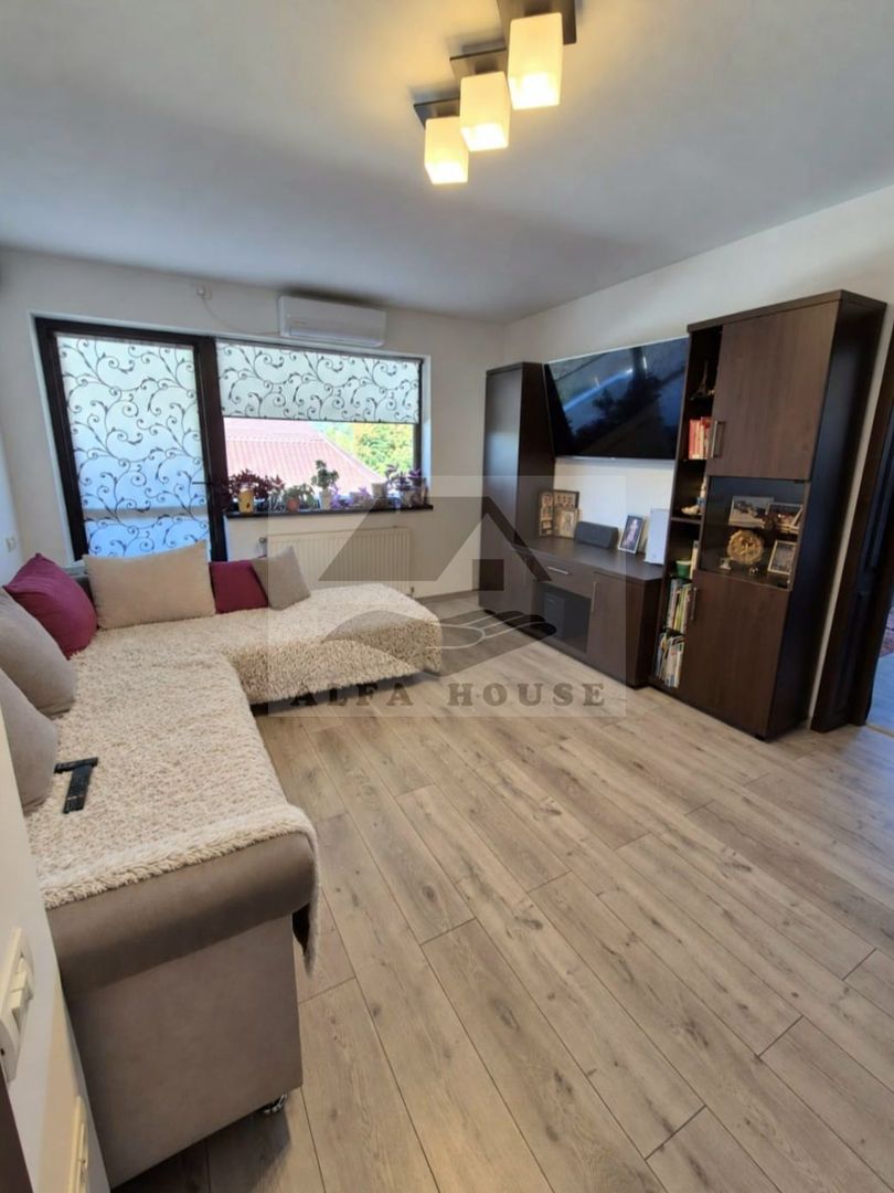 Apartament cu 4 camere in casa - zona Centrul Civic - Poză 4