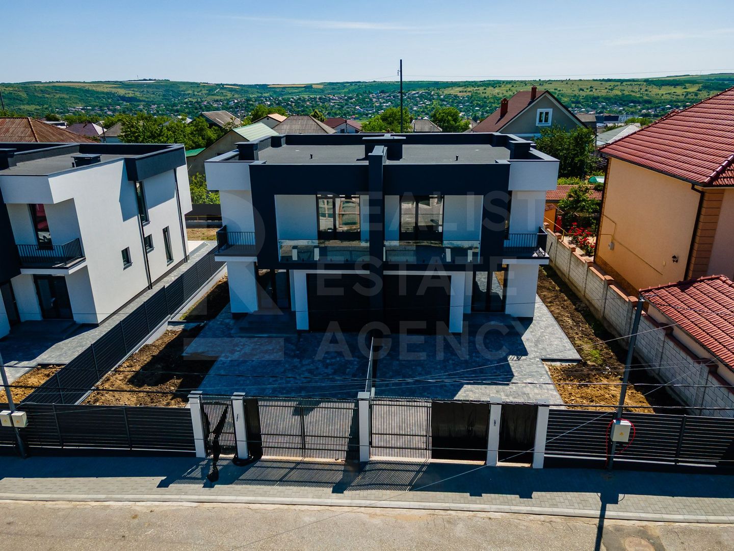 Vânzare, duplex, strada Tricolorului, Ialoveni - Poză 4