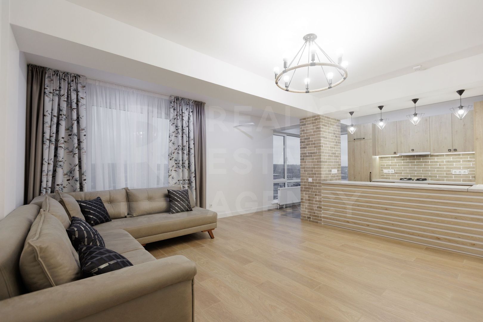 Vânzare, apartament, 2 camere, str. Calea Iesilor, sectorul Buiucani - Poză 5