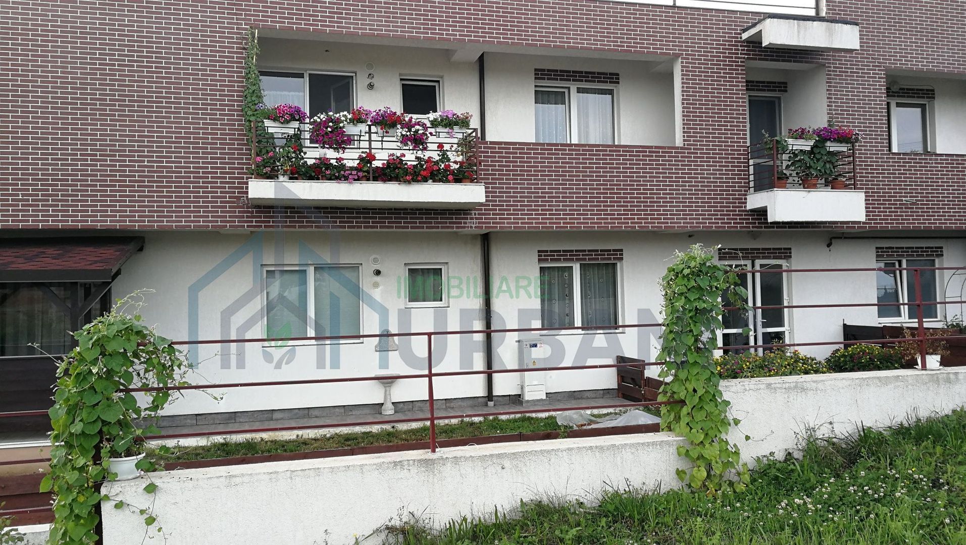 Apartament 3 camere, 82 mp, Bucium - Poză 1