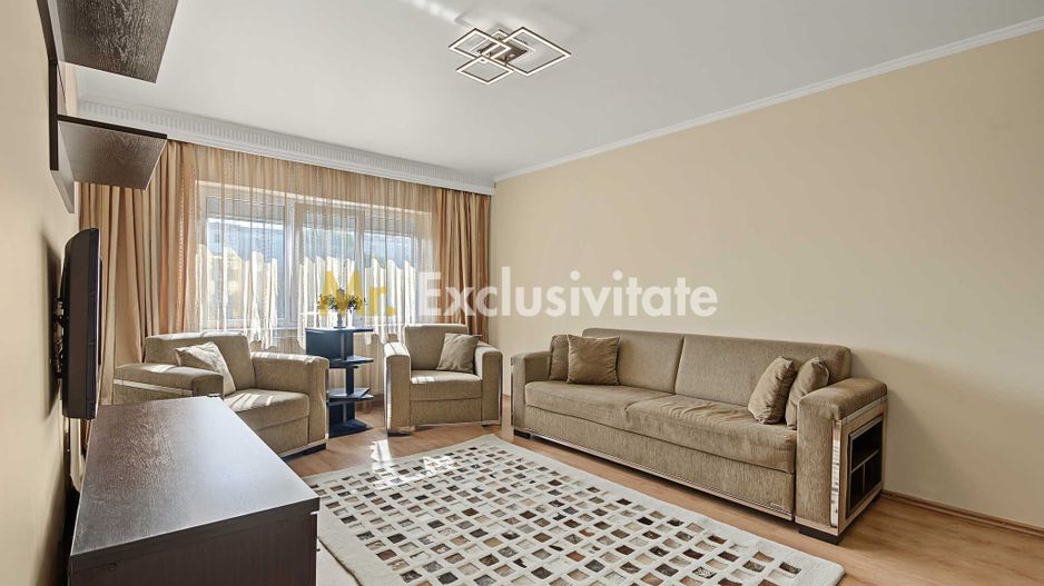 Central-Eremia, ap. 3 camere, 2 băi + boxă,proaspăt zugrăvit, et.2 - Poză 5