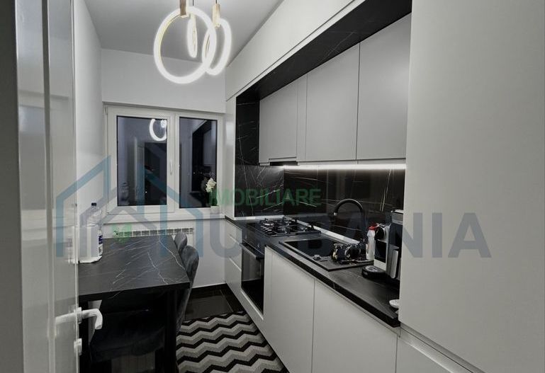 Inchiriez apartament la Evergreen Towers - Poză 1