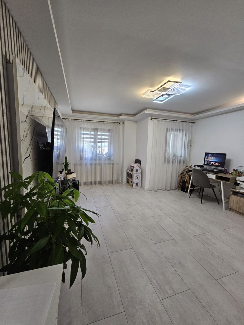 🏡 Apartament 3 camere decomandat | 79 mp | George Enescu - Poză 2