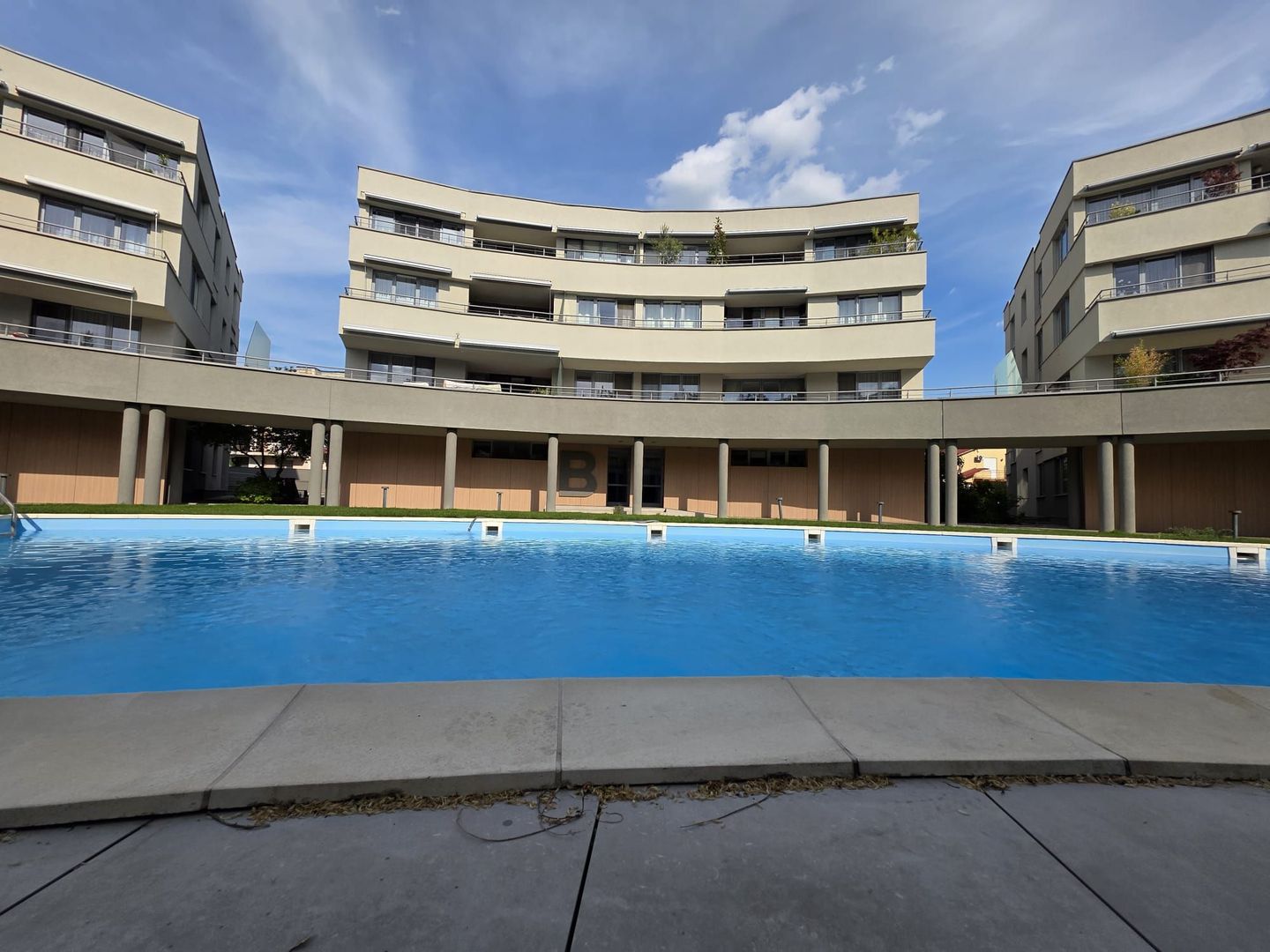 Apartament 3 camere de inchiriat piscina Iancu Nicolae - Poză 12