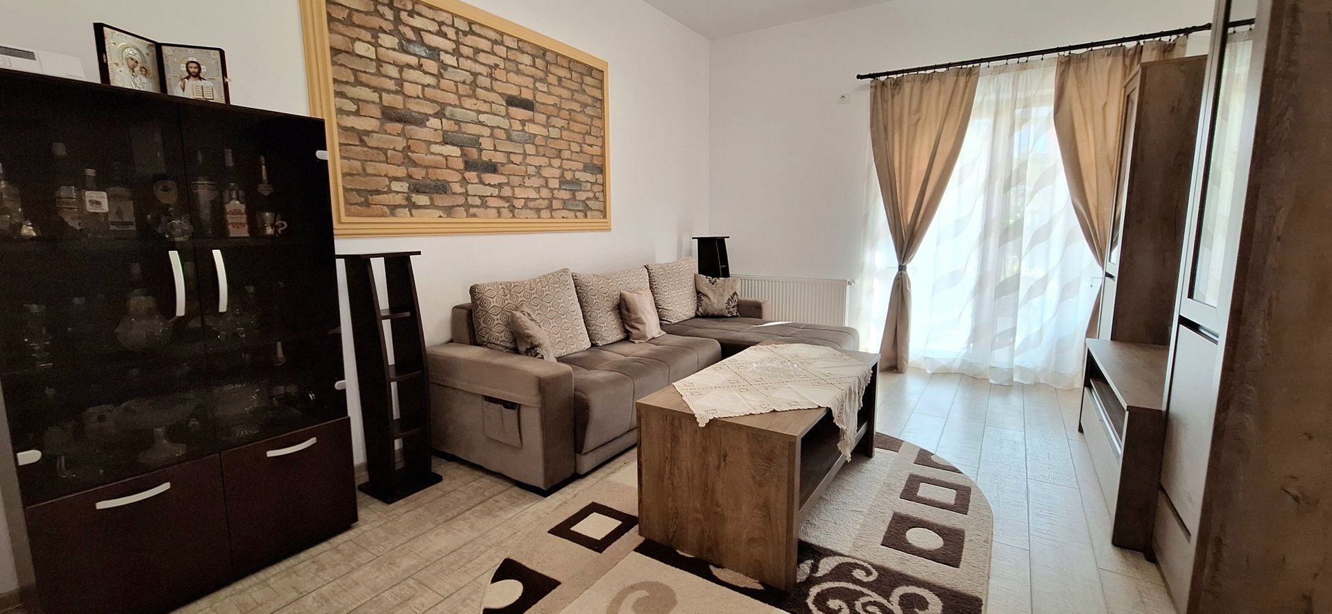 Duplex parter cu teren de 343mp - Poză 2