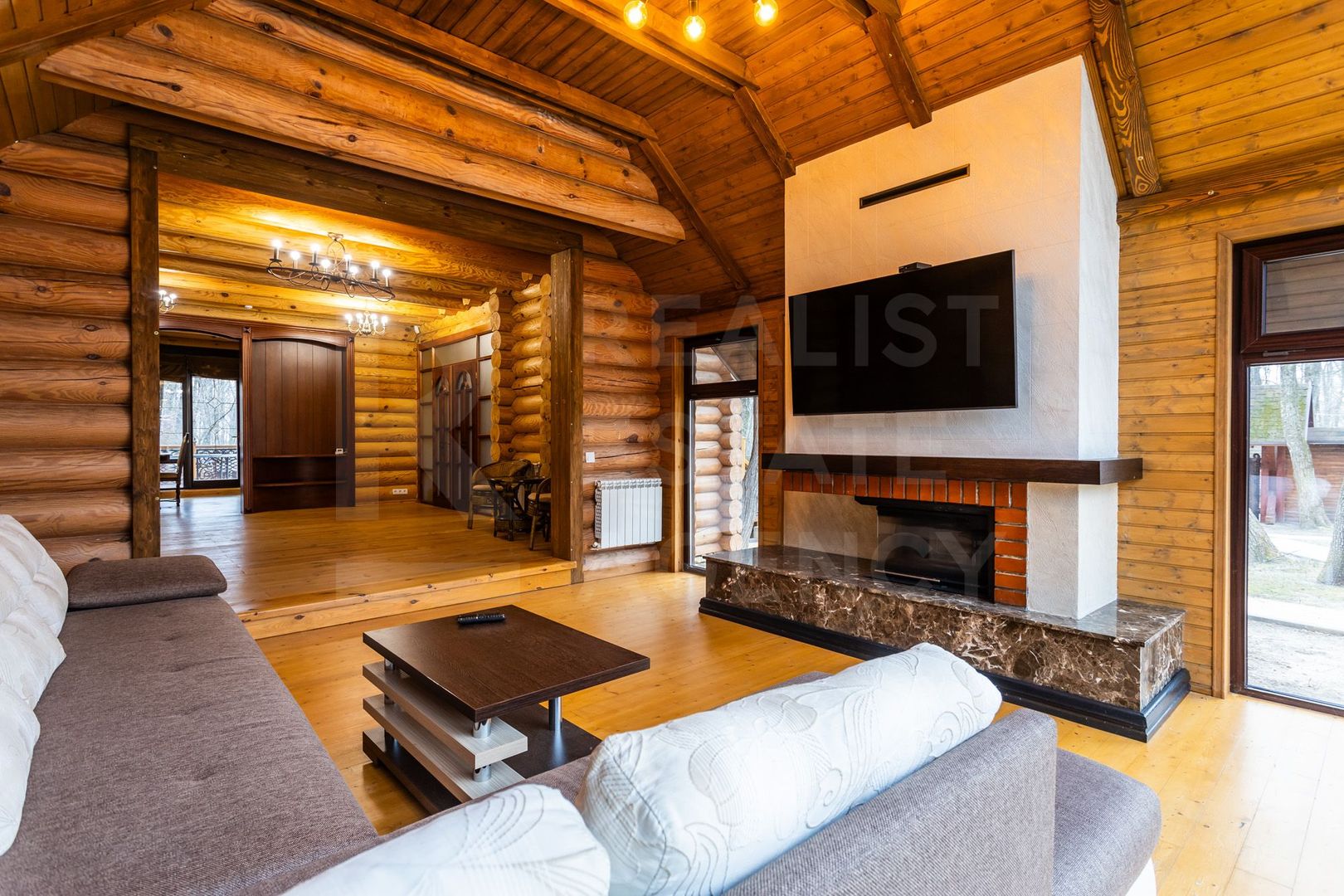 Chirie, casă, 3 nivele, 6 camere, Ialoveni - Poză 14