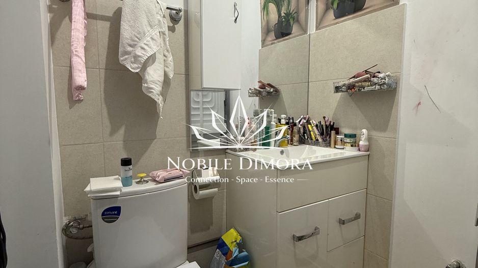Apartament cu 3 camere de vanzare - 2 balcoane - zona Bucovinei - Poză 20