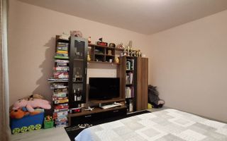 Apartament 61mp, cu balcon, parcare, zona Eroilor Floresti - Poză 2