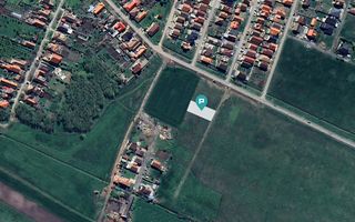 Loc de casa de 494 mp în Livada - Poză 1