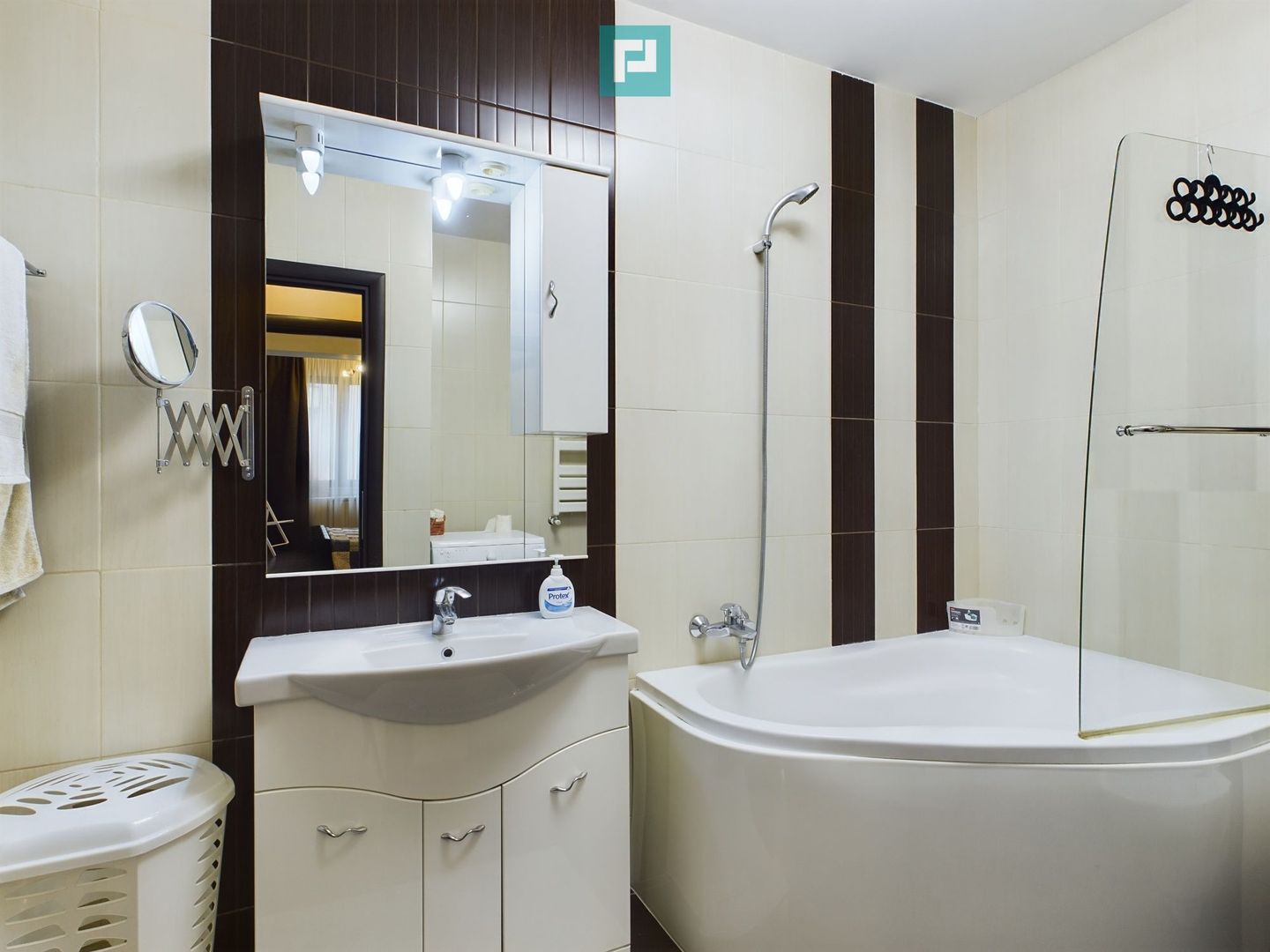 Apartament cu 2 camere modern 7 minute metrou Aurel Vlaicu - Poză 12