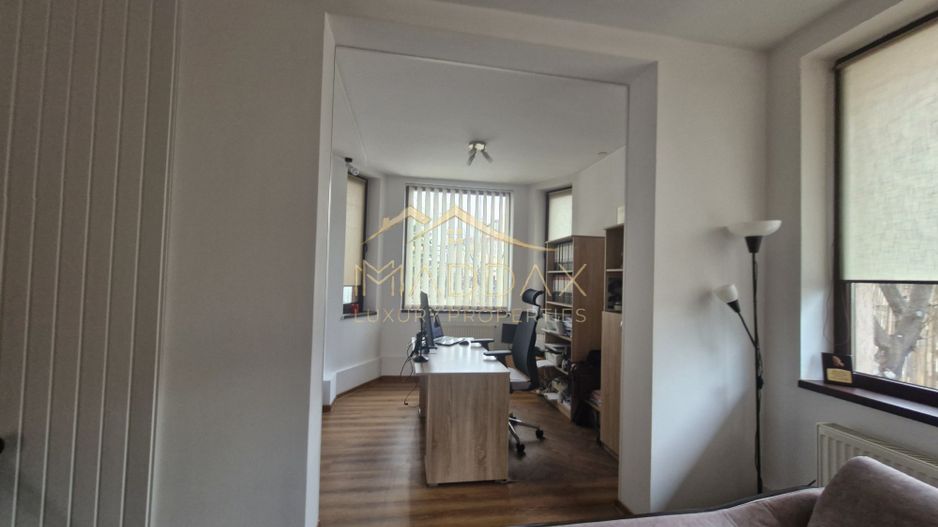 Vilă *5 camere // Cartier Ion Creangă // Sector 2 - Poză 16