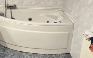 Casă P+E+M + corp secundar , 240 mp teren , 2 garaje - Poză 12